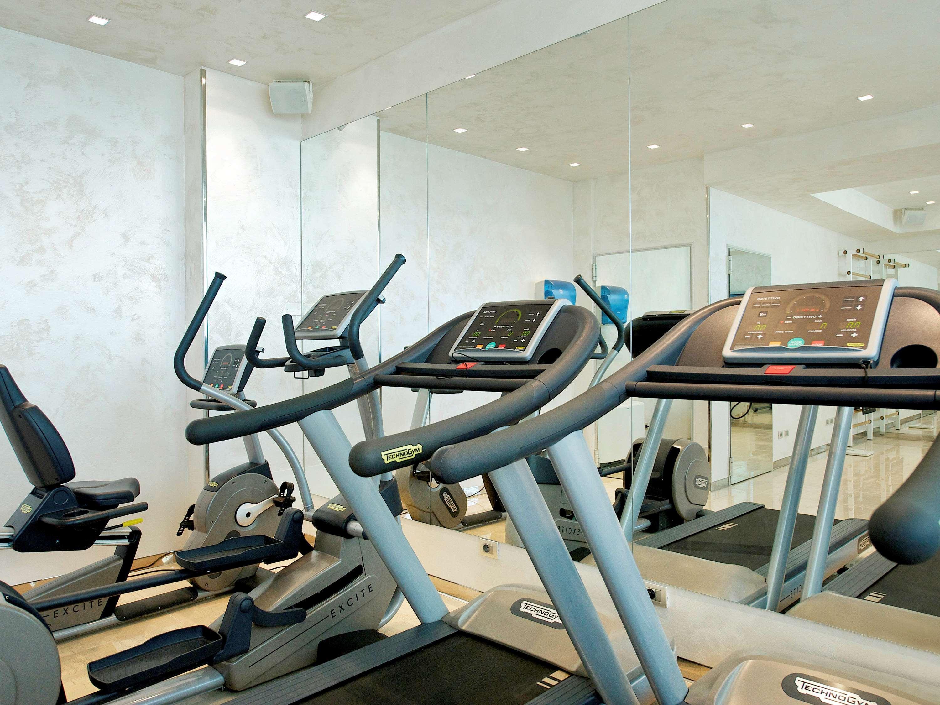 Mercure Hotel Rimini Artis Ngoại thất bức ảnh