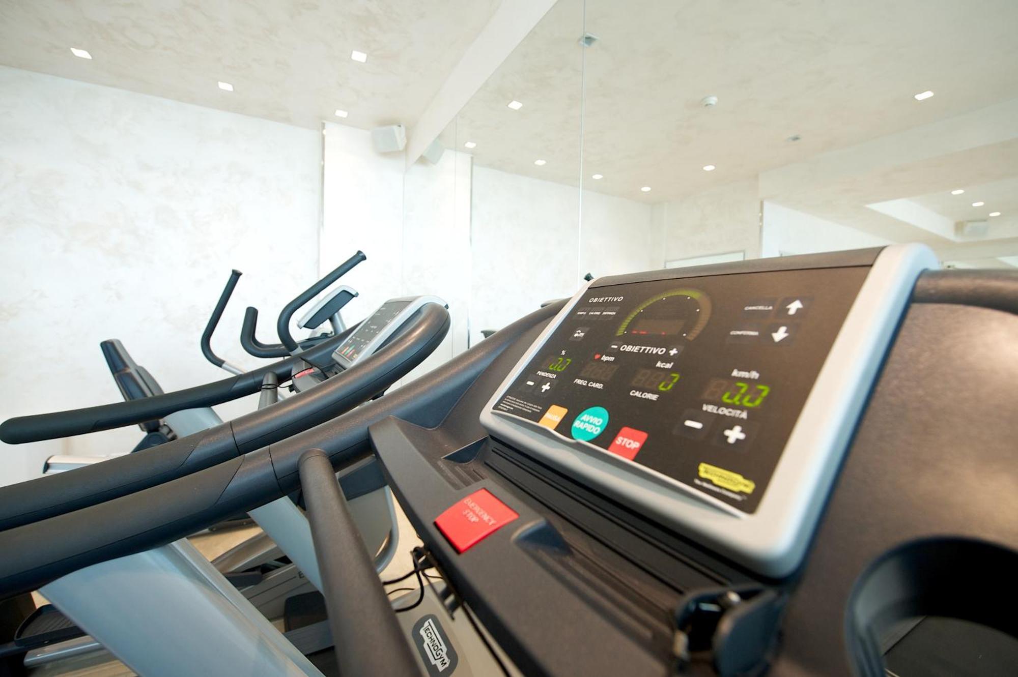 Mercure Hotel Rimini Artis Ngoại thất bức ảnh
