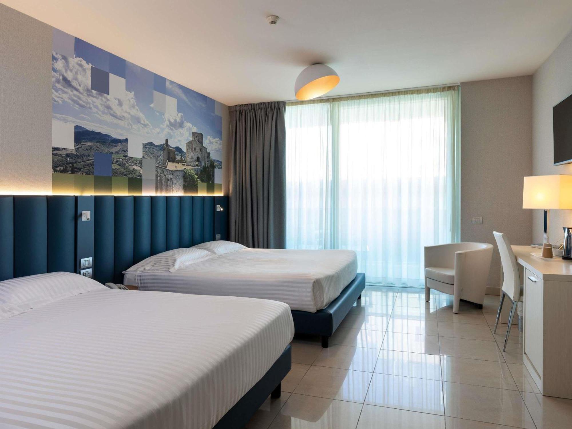 Mercure Hotel Rimini Artis Ngoại thất bức ảnh