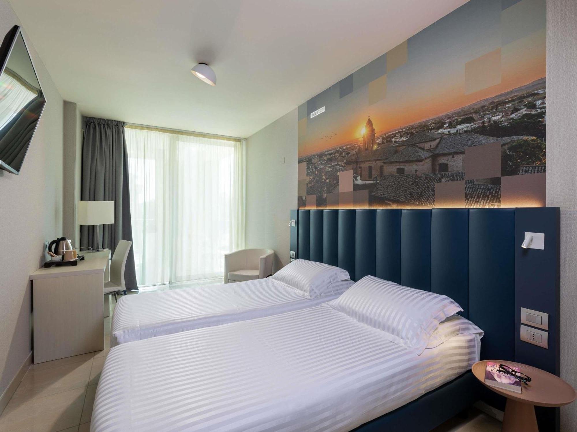 Mercure Hotel Rimini Artis Ngoại thất bức ảnh