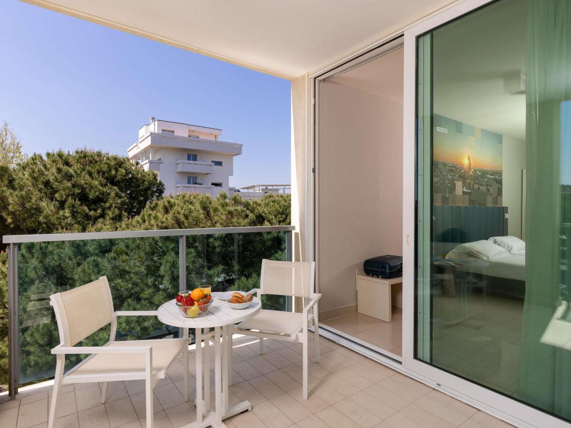 Mercure Hotel Rimini Artis Ngoại thất bức ảnh